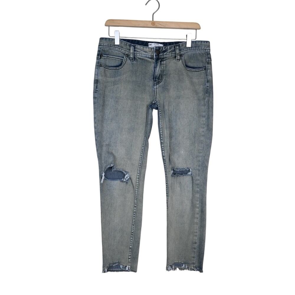 Free People Womens 28 Distressed Crop Straight Jean